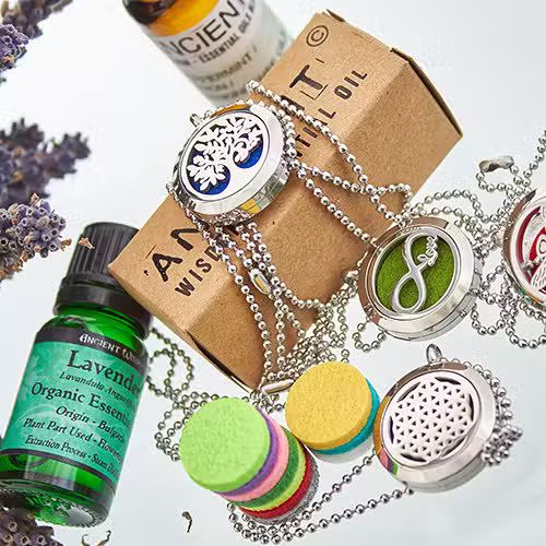 Locket Necklace Stainless Steel Aromatherapy Diffuser Leaf of Nature