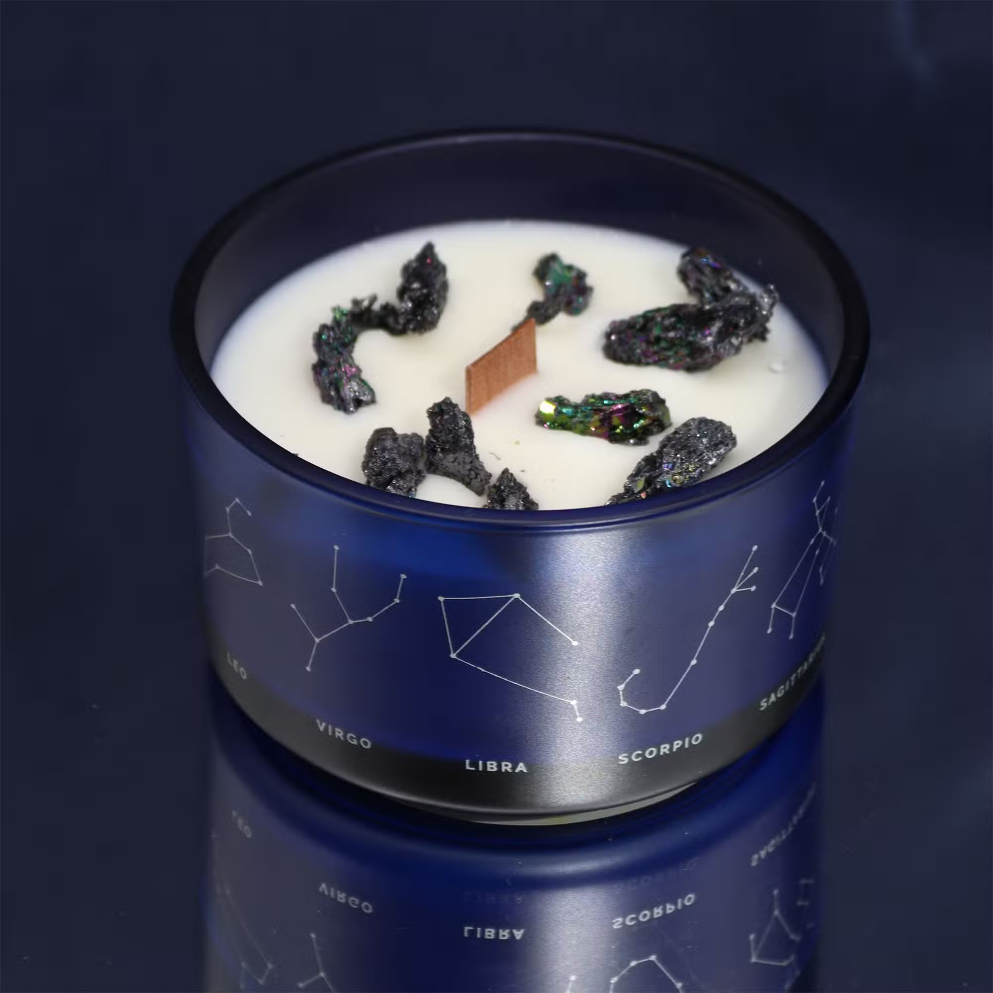 Libra Zodiac Crystal Candle with Green Aventurine, Opal, and Rose quartz Bracelet Giftset