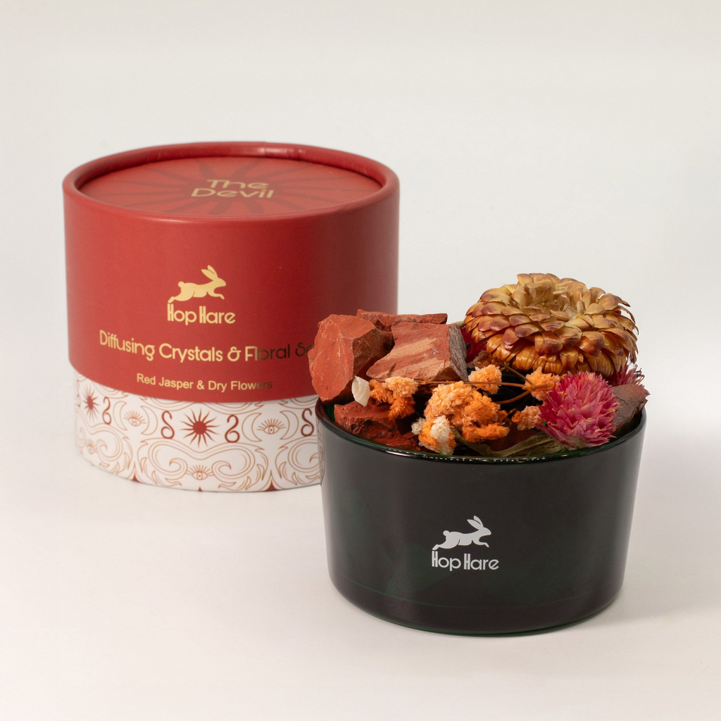 Diffuser Crystals & Floral Set Red Jasper Crystals with Dried Flowers