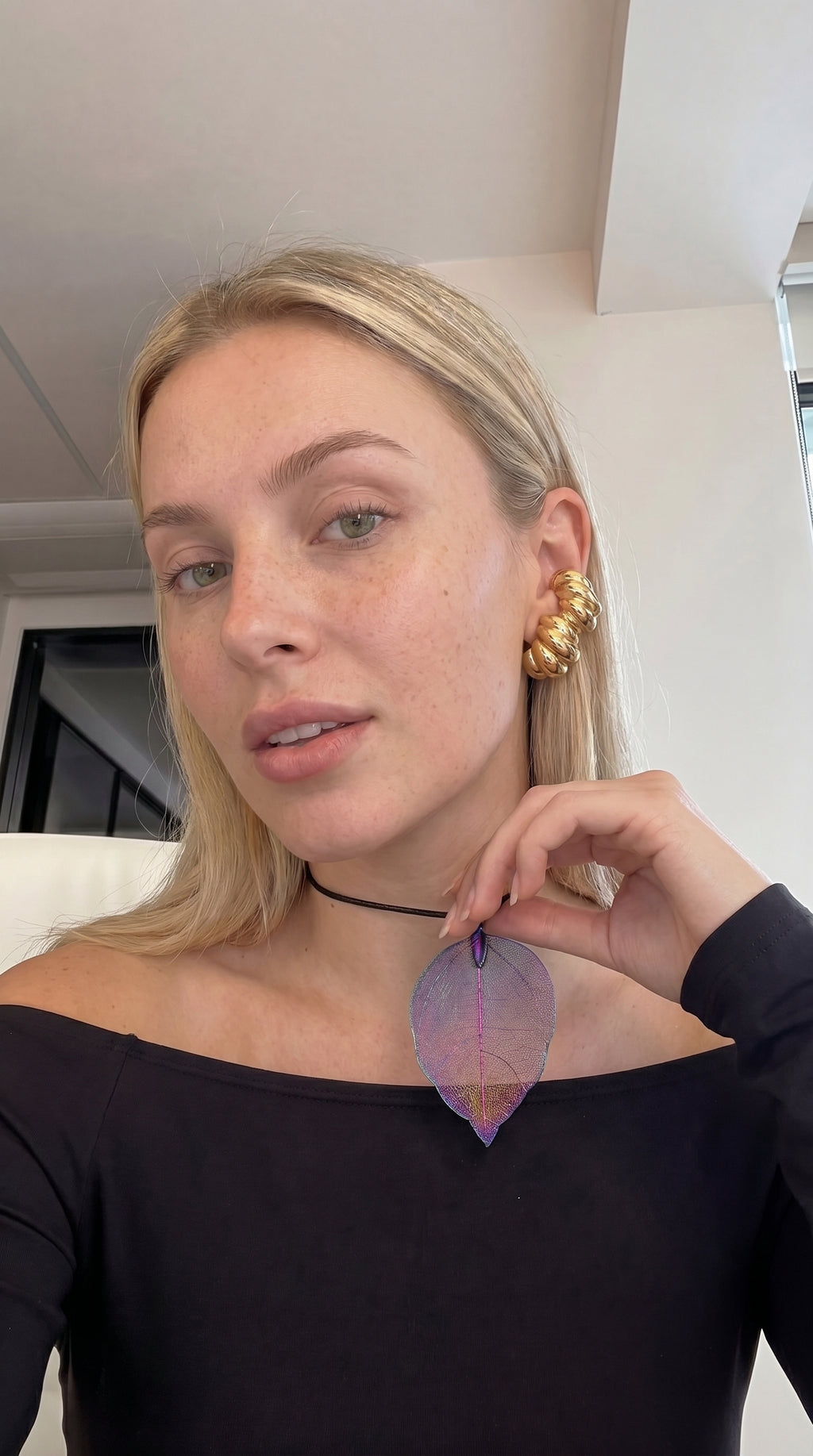 Natural Leaf Necklace Purple Iridescent Luminous Multicoloured