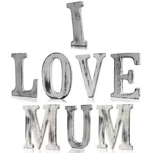 Handcarved Shabby Chic Word Plaque Word Set Plaque ‘I LOVE MUM’