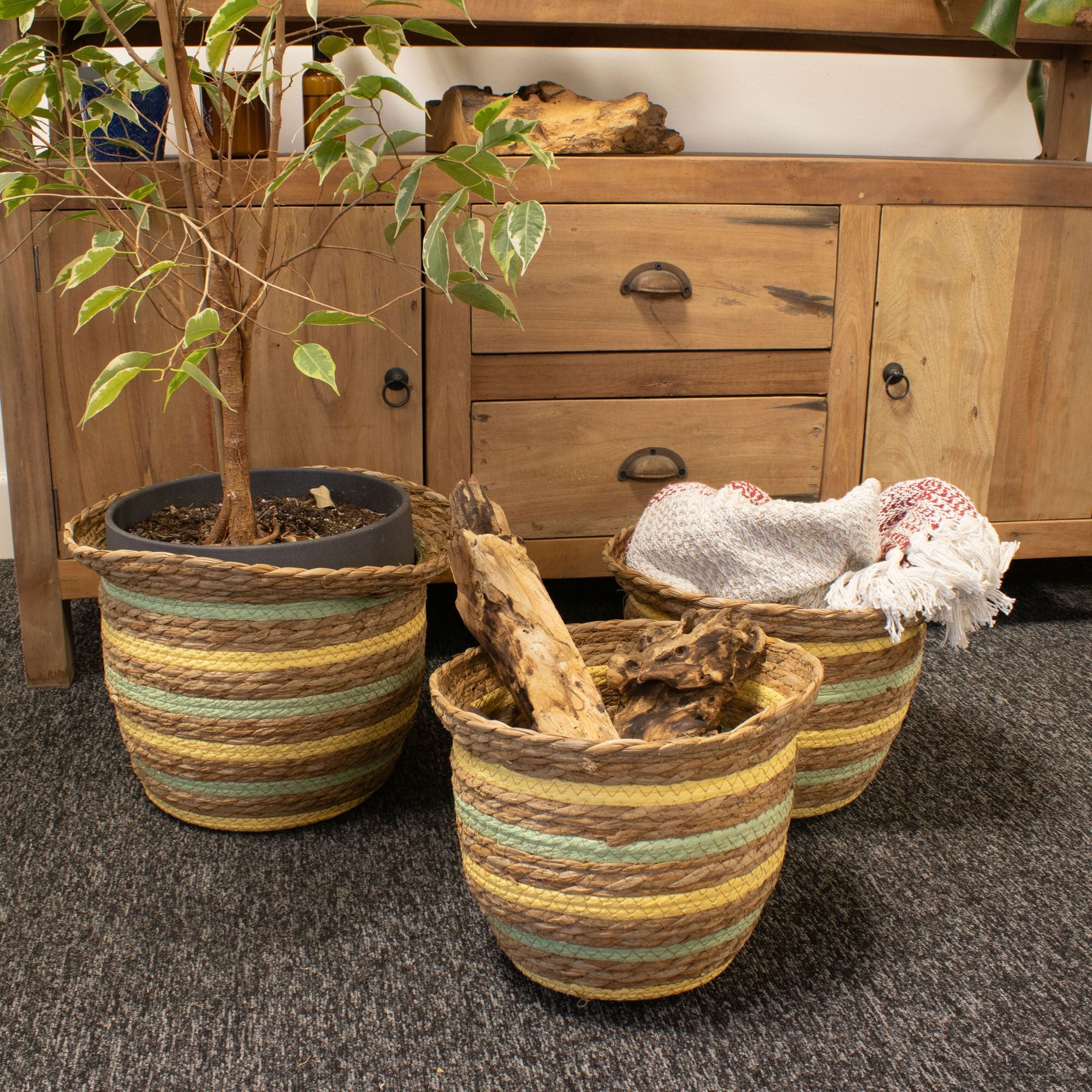 Set of 3 Seagrass & Straw Vase Shaped Baskets Natural Yellow & Green