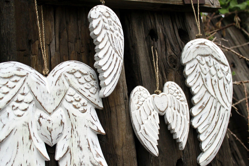 Hand-Carved Vintage Distressed Angel Wings in White-Washed Wood, Unique Wall or Shelf Decoration, Customizable Blackboard Back