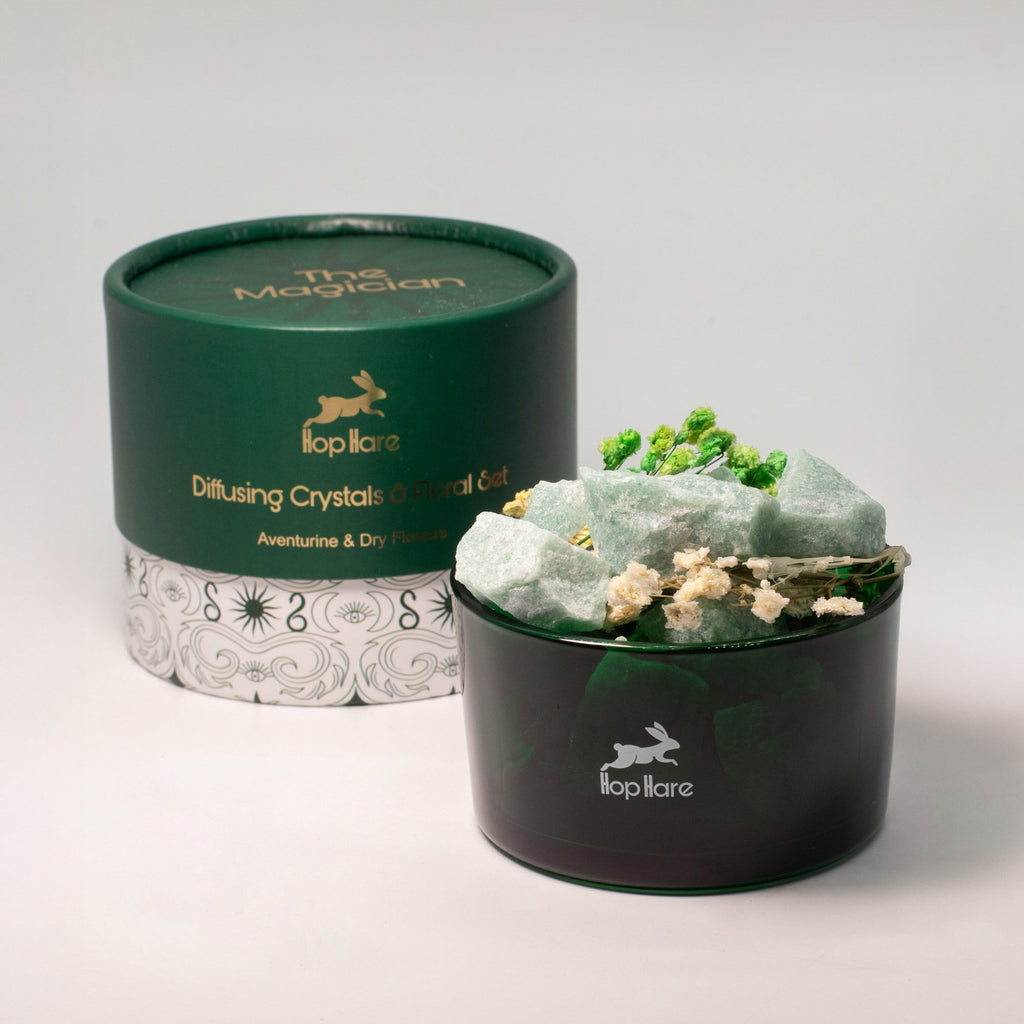 Diffusing Green Aventurine Crystals with Dried Floral Home Decor