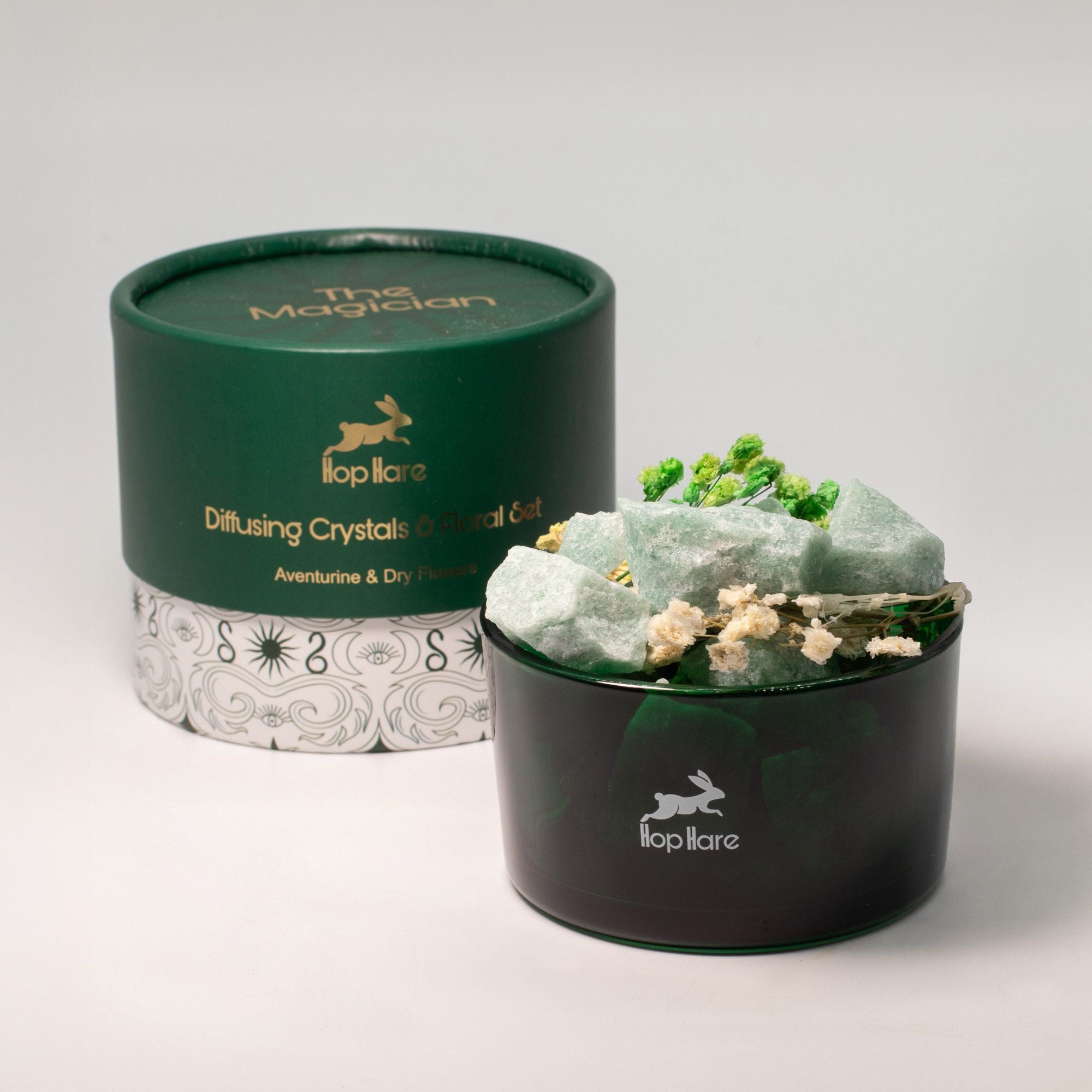 Diffusing Green Aventurine Crystals with Dried Floral Home Decor
