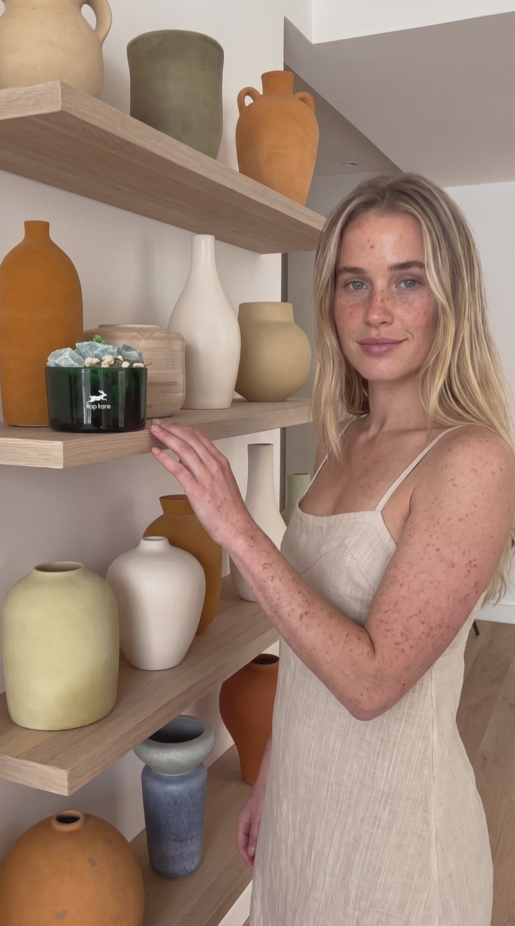 Diffusing Green Aventurine Crystals with Dried Floral Home Decor